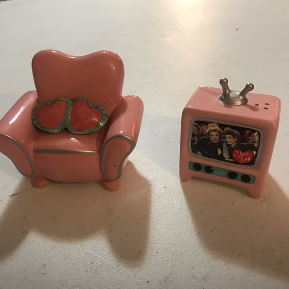 Vintage Other - Vintage salt and pepper shakers